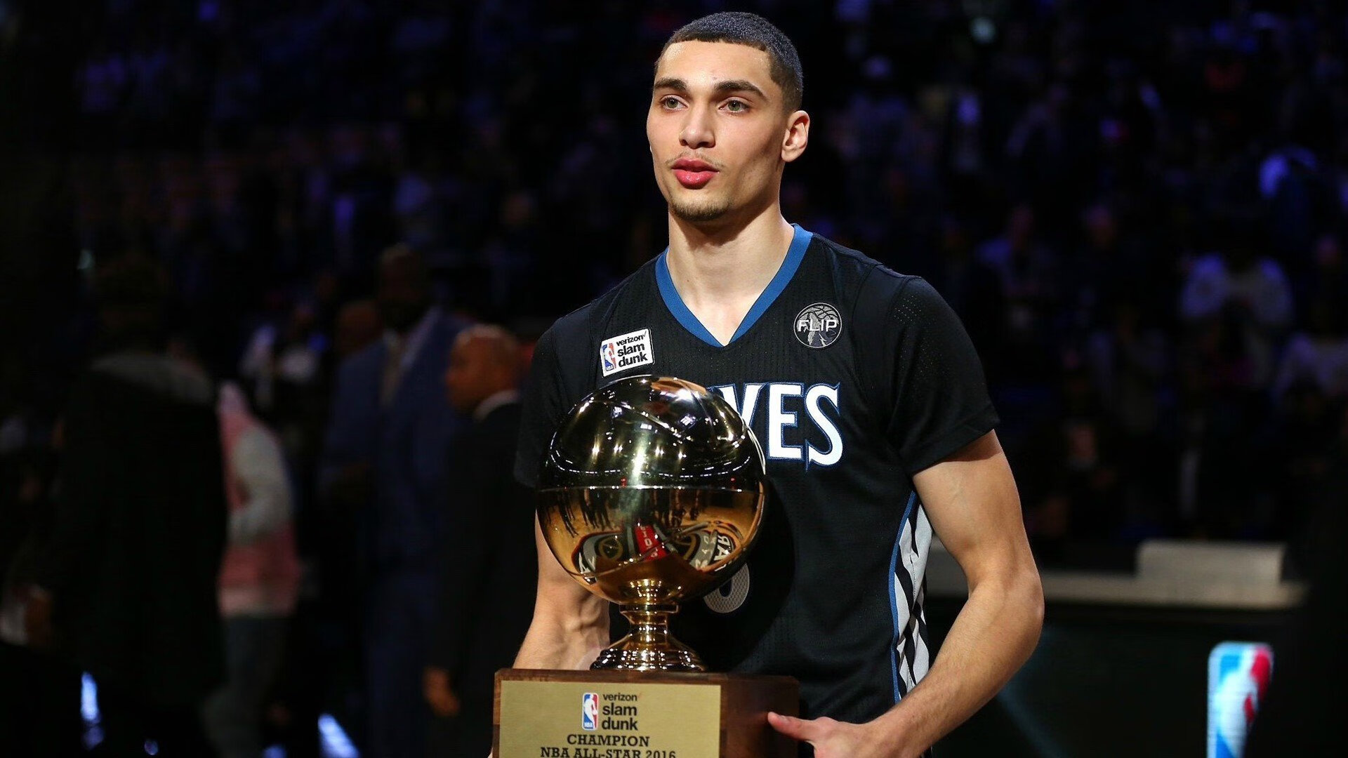 勇士队伤病潮汹涌，季后赛形势岌岌可危，勇士队新赛季